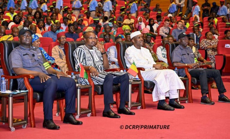 Visite d’amitié à Bamako : le Premier ministre aux côtés de la jeunesse malienne