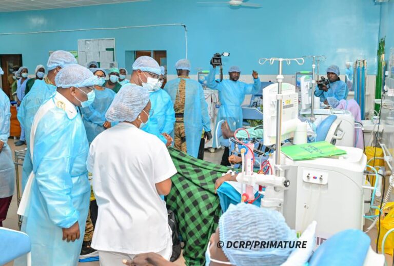 Santé : le Premier ministre satisfait du fonctionnement du centre d’hémodialyse de Tenkodogo